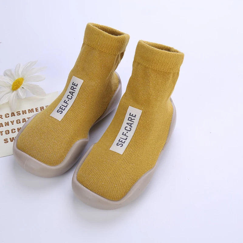 Tênis Meia Infantil Amarela Com Sola Emborrachada Antiderrapante BabySock