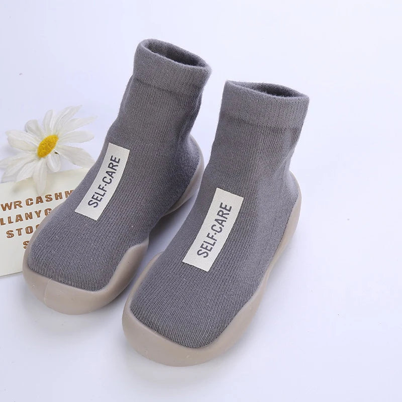 Tênis Meia Infantil Cinza Com Sola Emborrachada Antiderrapante BabySock